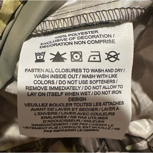 Nike Womens Camouflage‎ Windrunner Jacket Size XS - Cargo/Khaki - Picture 3 of 10